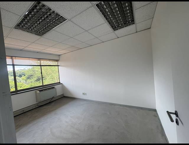 313M² OFFICE TO LET IN WOODMEAD